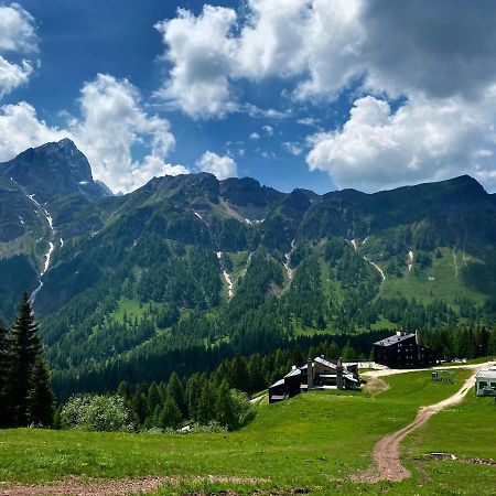 Il Covo Dello Sciatore Falcade Eksteriør bilde